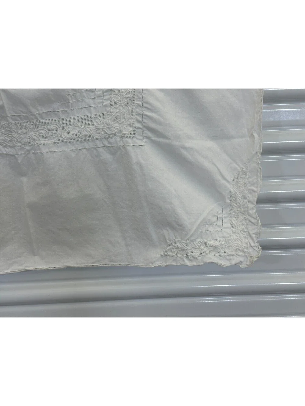 Vintage Card Table Tablecloth Topper Decorative Floral Embroidery Cutwork